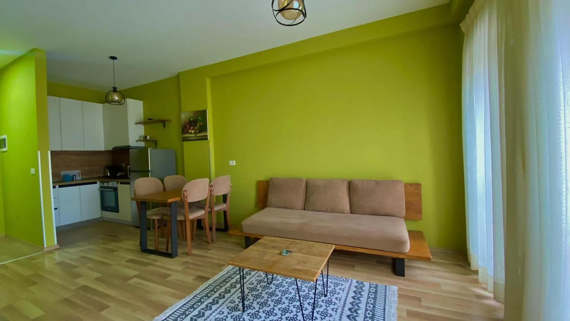 Cozy Stay Apartment Tirana