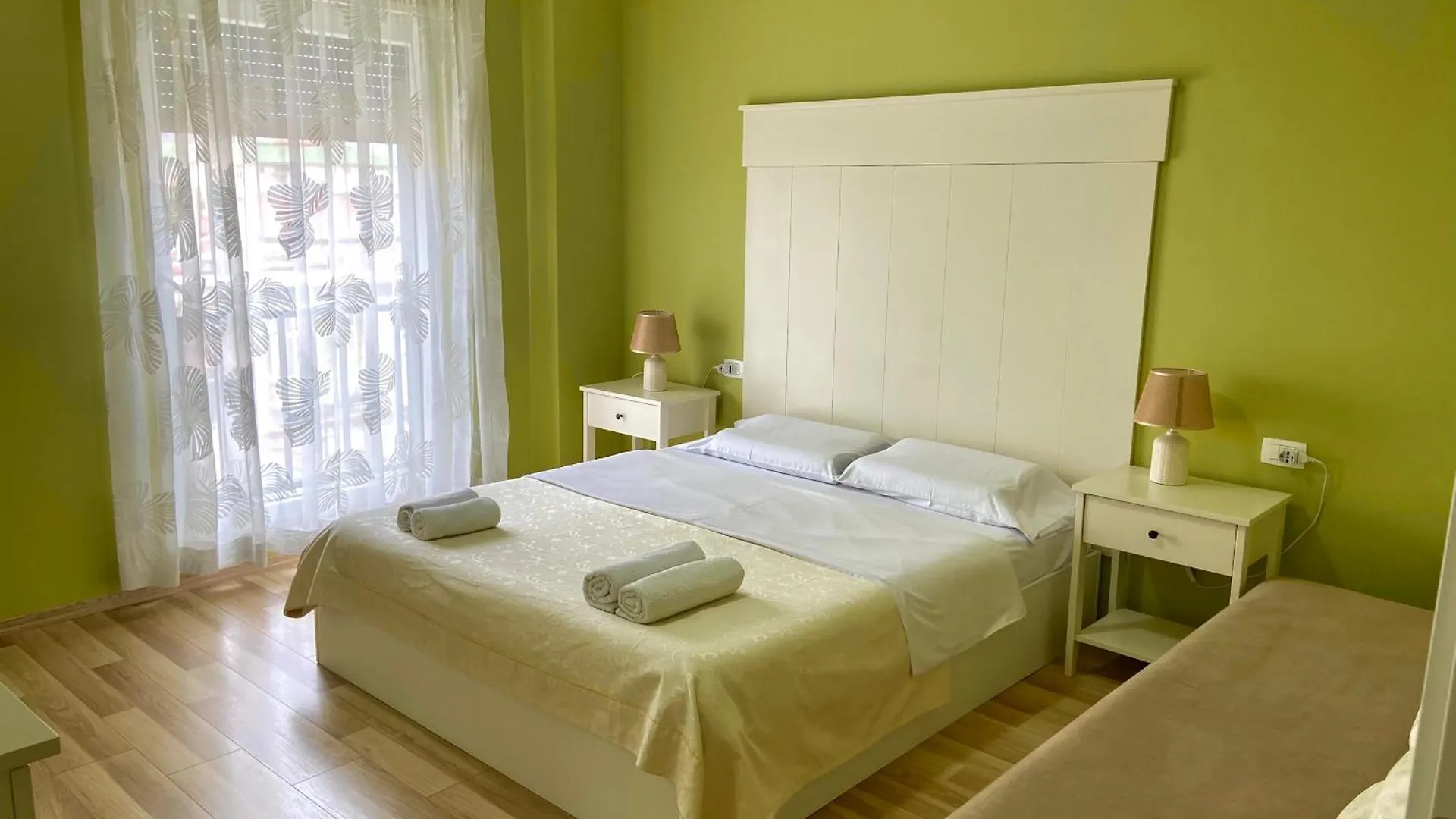 Cozy Stay Apartment Τίρανα